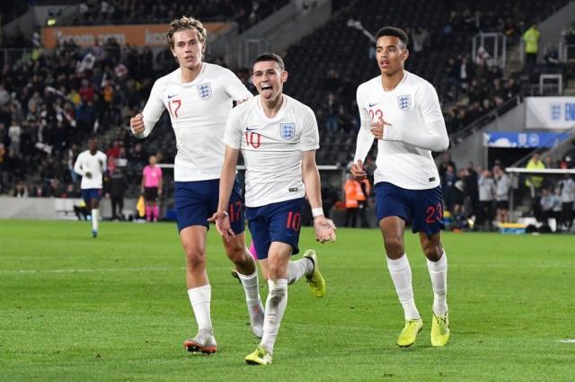 1669761953702065592.jpg FiwiIH4WIAAyBQl.jpg